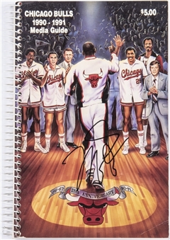 1990-91 Michael Jordan Signed Chicago Bulls Media Guide (PSA/DNA)